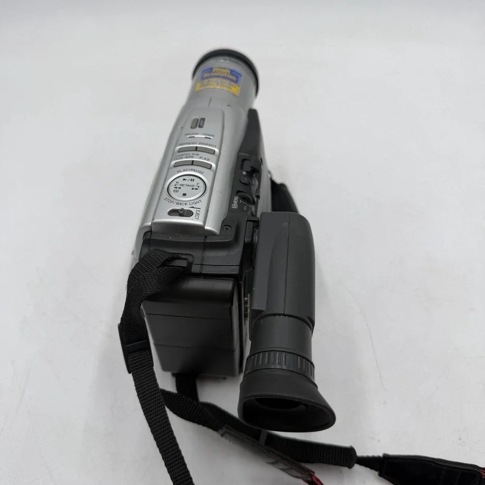 JVC GR-SXM260U Compact VHS-C VHS 700x Digital Zoom Camcorder Tested Working